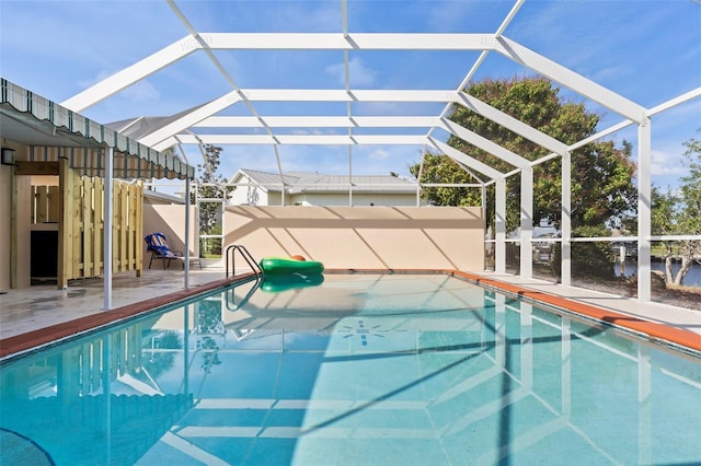 125 Small St SE, Port Charlotte, FL 33952 - outdoor pool featuring a patio and a lanai