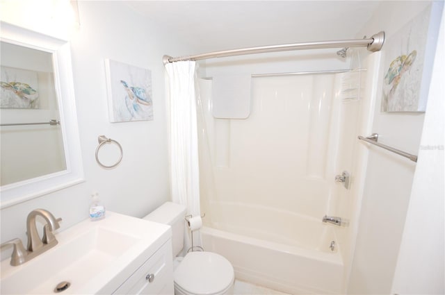 12538 SW Kingsway Cir Unit 1602, Lake Suzy, FL 34269 - bathroom with toilet, shower / bath combination with curtain, and vanity
