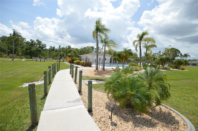 12538 SW Kingsway Cir Unit 1602, Lake Suzy, FL 34269 - view of surrounding community