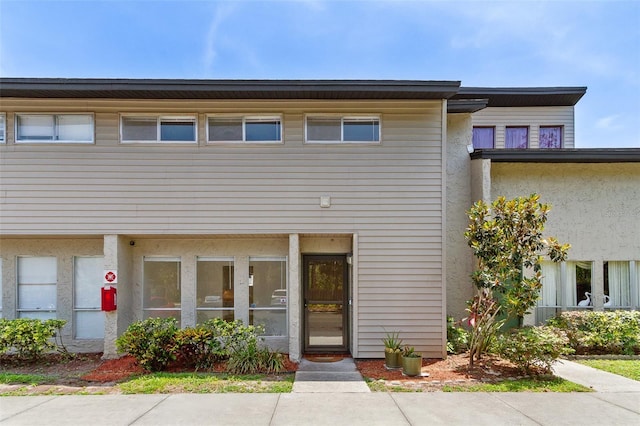 4346 Rayfield Dr Unit 4346, Sarasota, FL 34243 - view of front of home featuring stucco siding