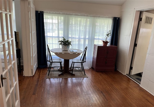 404 W Whidden St, Arcadia, FL 34266 - dining space with hardwood / wood-style flooring