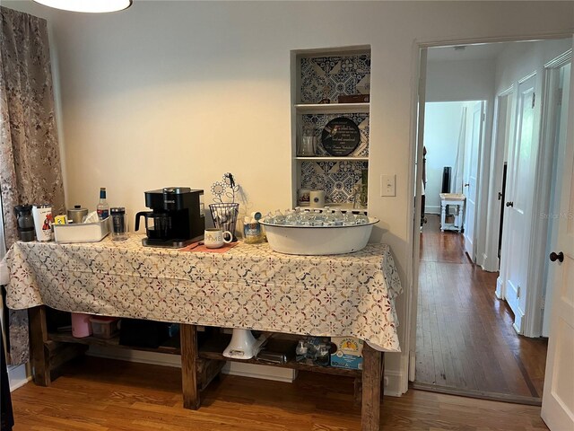 404 W Whidden St, Arcadia, FL 34266 - bedroom with wood finished floors