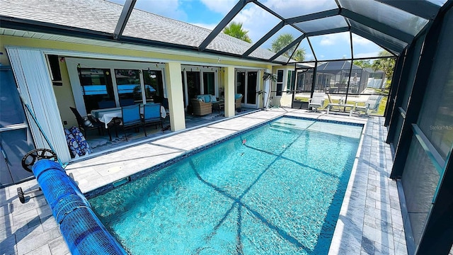 2399 Bendway Dr, Port Charlotte, FL 33948 - outdoor pool with an outdoor hangout area, a patio, and a lanai