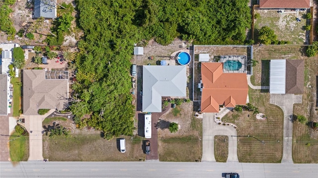 10229 Gulfstream Blvd, Englewood, FL 34224 - aerial view of a pool area