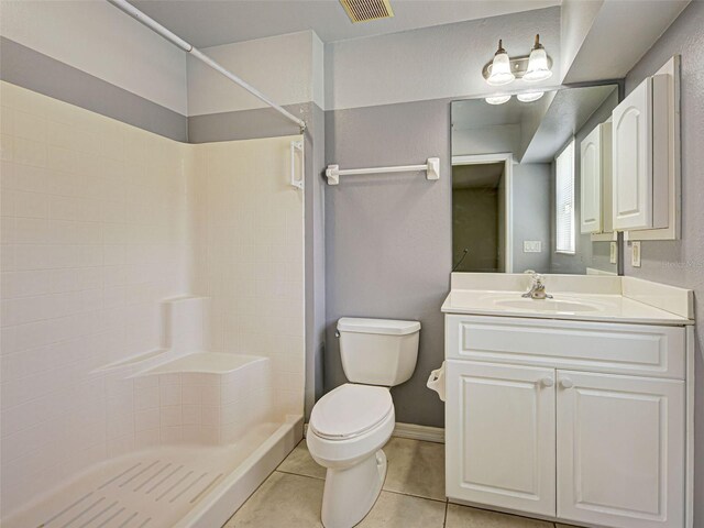 4609 Jaslo Ave, North Port, FL 34286 - full bath featuring toilet, tile patterned floors, a shower, and vanity