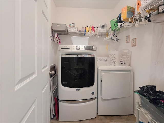 7292 Mikasa Dr, Punta Gorda, FL 33950 - washroom with washing machine and dryer