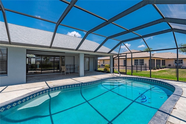 25371 Paladin Ln, Punta Gorda, FL 33983 - outdoor pool featuring a patio and glass enclosure