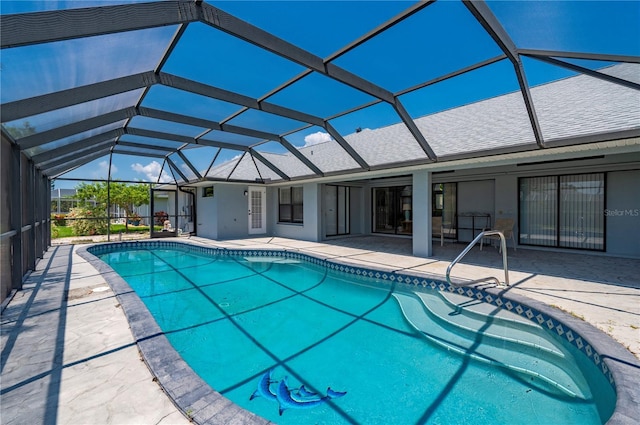 25371 Paladin Ln, Punta Gorda, FL 33983 - outdoor pool with a patio and a lanai