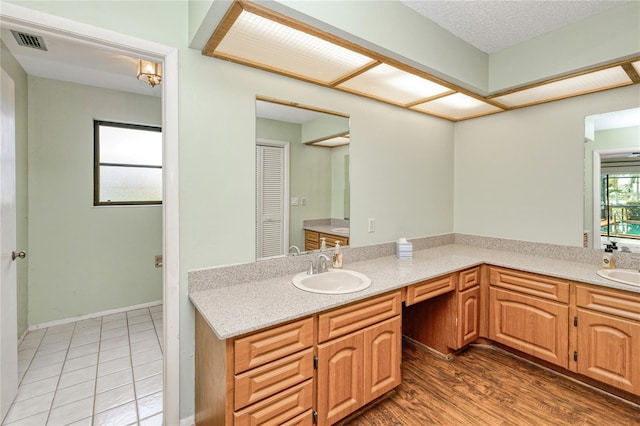 2160 Aqui Esta Dr, Punta Gorda, FL 33950 - full bath with double vanity