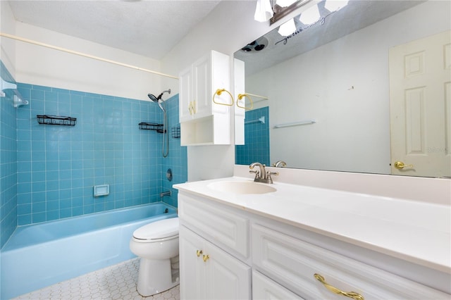3242 Nocturne Rd, Venice, FL 34293 - full bath featuring  shower combination and vanity