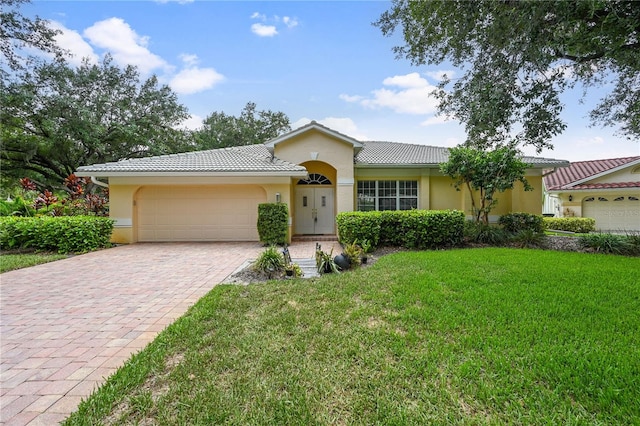 11810 Woodshire Cir, Fort Myers, FL 33913 - photo 2