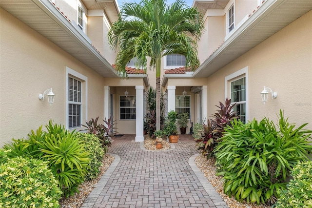 2630 Tarpon Cove Dr Unit 212, Punta Gorda, FL 33950 - entrance to property with stucco siding