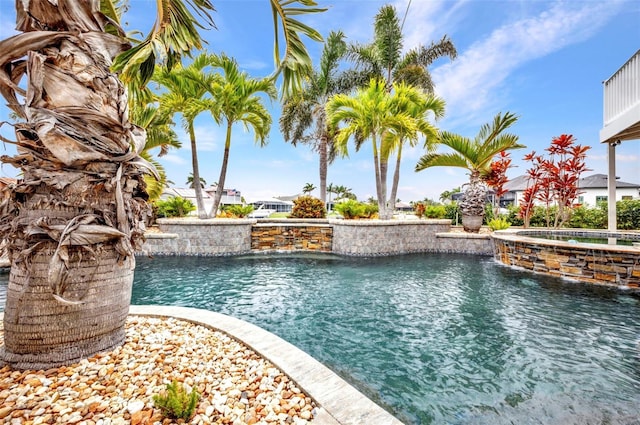250 Freeport Ct, Punta Gorda, FL 33950 - view of swimming pool with a pool with connected hot tub