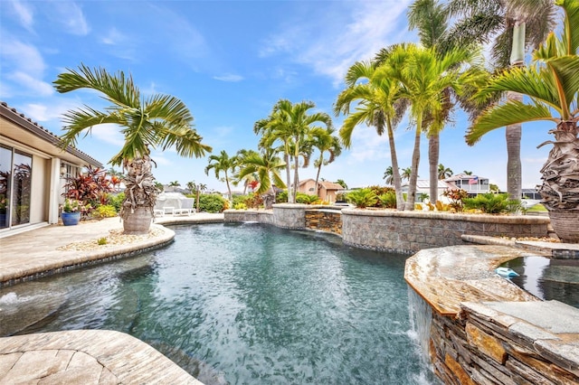 250 Freeport Ct, Punta Gorda, FL 33950 - outdoor pool with a patio