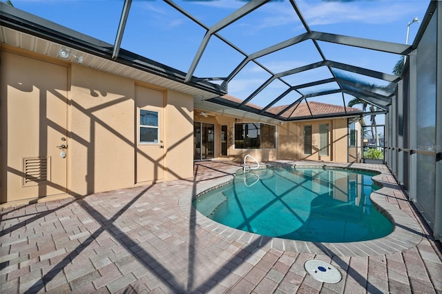 3322 Sandpiper Dr, Punta Gorda, FL 33950 - outdoor pool featuring a patio area and a lanai