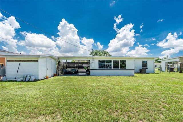 720 Dalton Blvd, Port Charlotte, FL 33952 - back of property featuring stucco siding