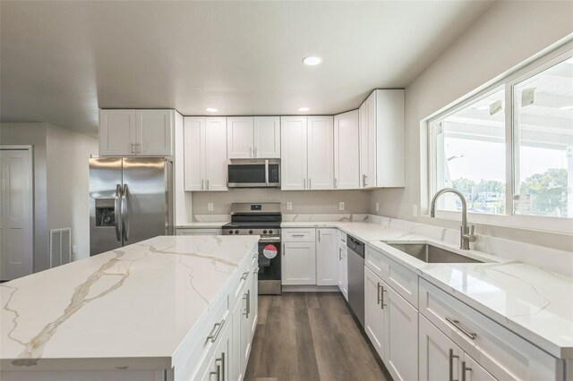 175 Rodgers Ave NE, Port Charlotte, FL 33952 - photo 4