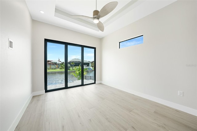 2815 Coral Way, Punta Gorda, FL 33950 - unfurnished room with light wood finished floors, a ceiling fan, and recessed lighting