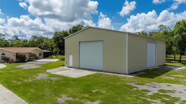 10810 Wheeler Pl, Punta Gorda, FL 33950 - detached garage featuring driveway