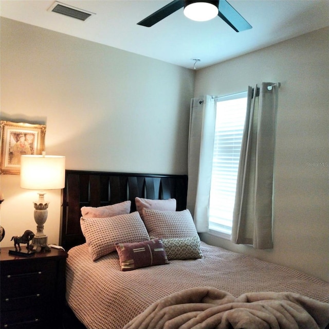 25224 Lahore Ln, Punta Gorda, FL 33983 - bedroom with a ceiling fan
