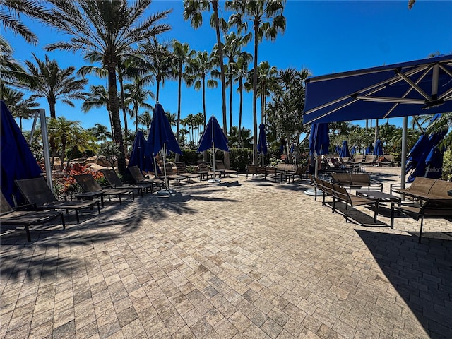 11220 Paseo Grande Blvd Unit 5207, Fort Myers, FL 33912 - view of patio / terrace