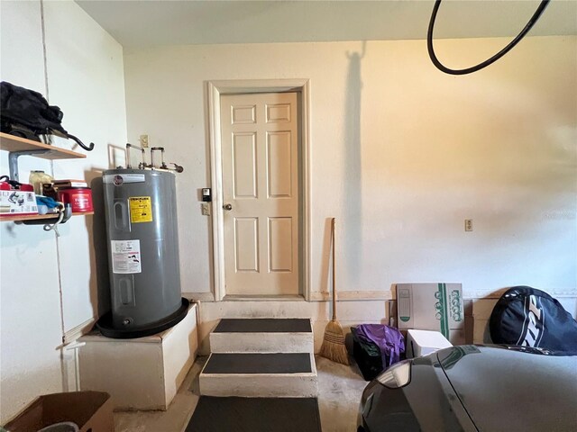 2526 Brazilia Ct, Punta Gorda, FL 33950 - utilities with electric water heater