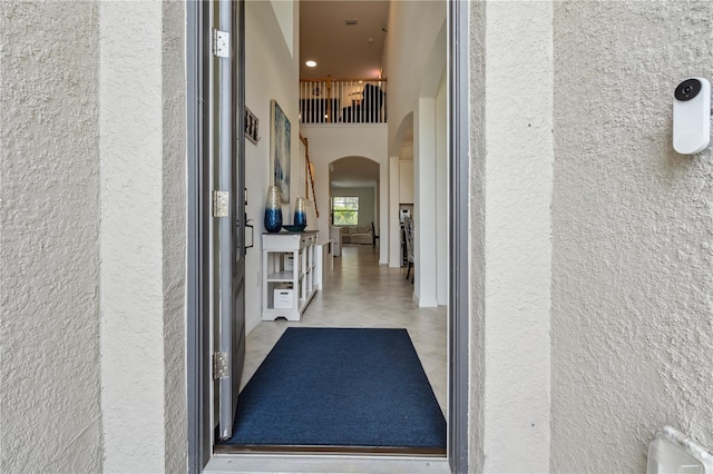 11105 Balfour St E, Venice, FL 34293 - corridor featuring arched walkways