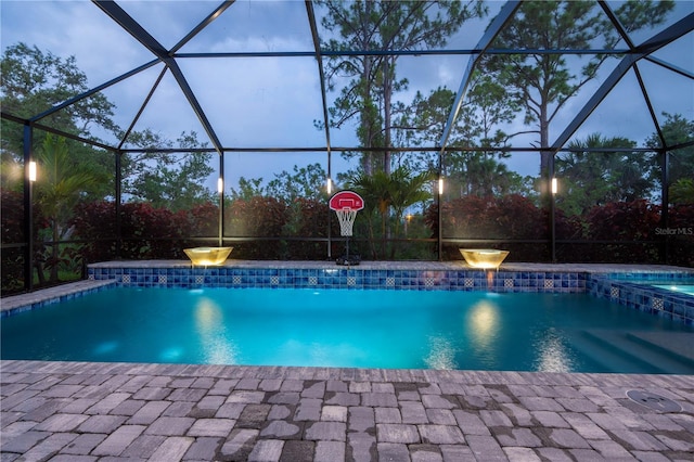11105 Balfour St E, Venice, FL 34293 - view of pool featuring a lanai and a pool with connected hot tub
