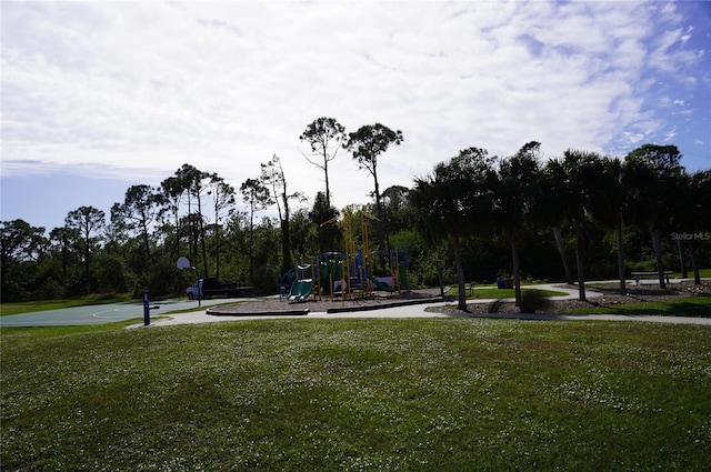 10096 Long Beach St, Port Charlotte, FL 33981