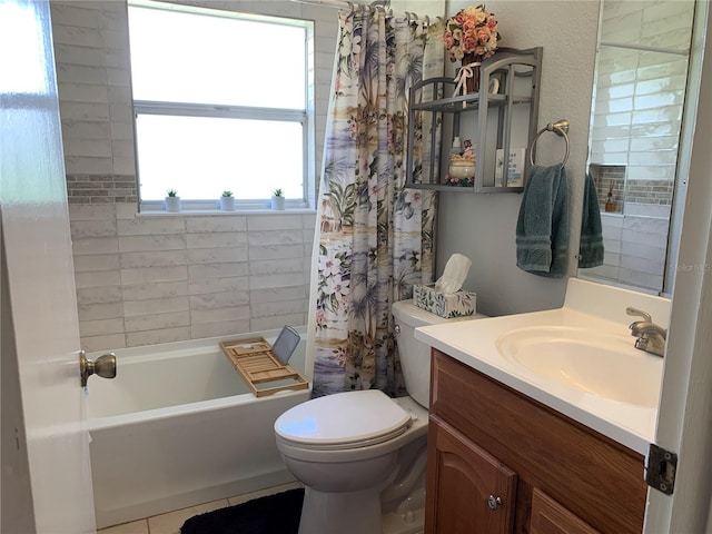 18094 Ackerman Ave, Port Charlotte, FL 33948 - full bath with vanity and shower / tub combo with curtain
