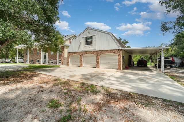 6605 NE Masters Ave, Arcadia, FL 34266 - view of front of home featuring concrete driveway and brick siding