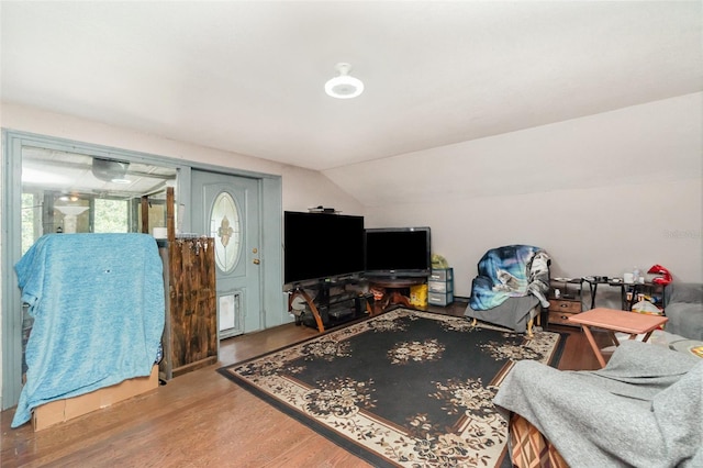 6605 NE Masters Ave, Arcadia, FL 34266 - living room with wood finished floors and vaulted ceiling