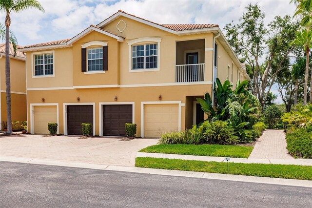 8098 Moonstone Dr Unit 17-203, Sarasota, FL 34233 - photo 3