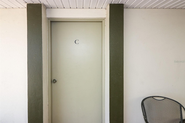 2437 Harbor Blvd Unit 114, Port Charlotte, FL 33952 - view of exterior entry