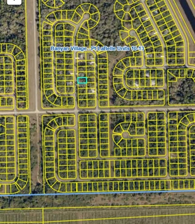 909 Emerald St, Labelle, FL 33935 - photo 1