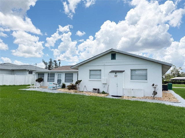 724 Hartford Dr NW, Port Charlotte, FL 33952 - photo 36