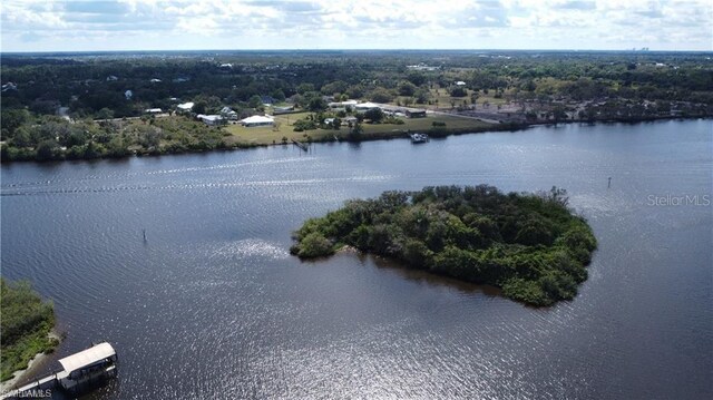 Island, Alva, FL 33920 - photo 18