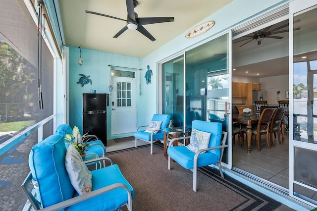 3116 SW 16th Pl, Cape Coral, FL 33914 - sunroom with a ceiling fan