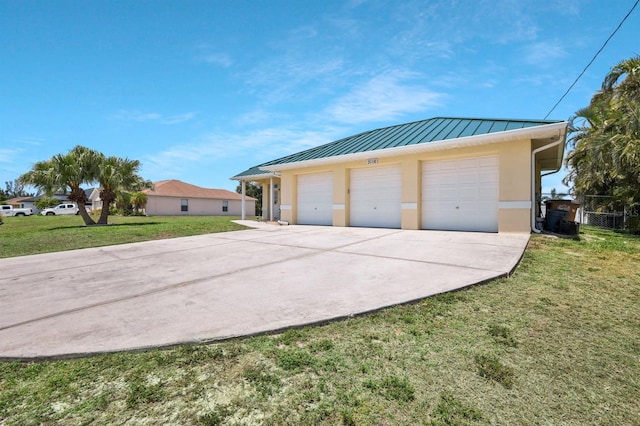 3116 SW 16th Pl, Cape Coral, FL 33914 - view of detached garage