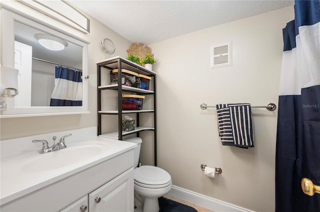 311 Garvin St Unit 301B, Punta Gorda, FL 33950 - full bath with vanity, a textured ceiling, and a shower with shower curtain