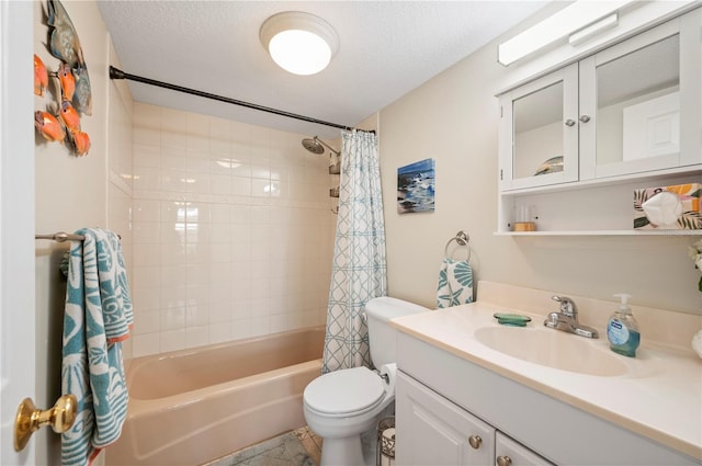 311 Garvin St Unit 301B, Punta Gorda, FL 33950 - full bath with shower / tub combo, vanity, and a textured ceiling
