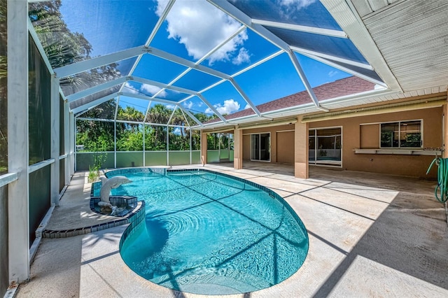 510 Border St, Port Charlotte, FL 33953 - outdoor pool with a patio area and glass enclosure