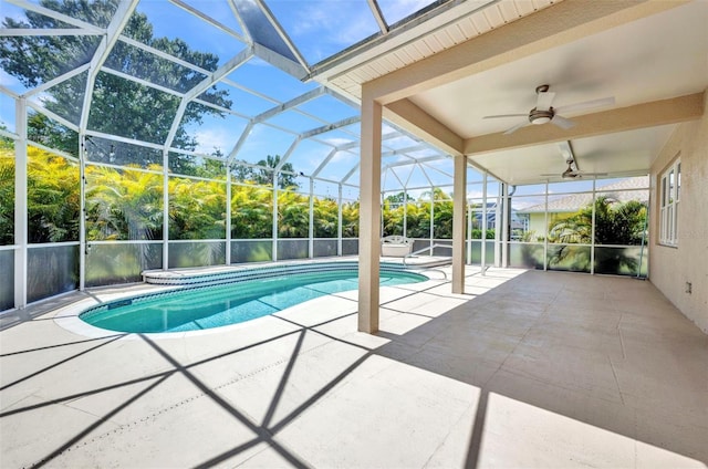 200 Valdiva St, Punta Gorda, FL 33983 - outdoor pool with a hot tub, a patio area, ceiling fan, and a lanai