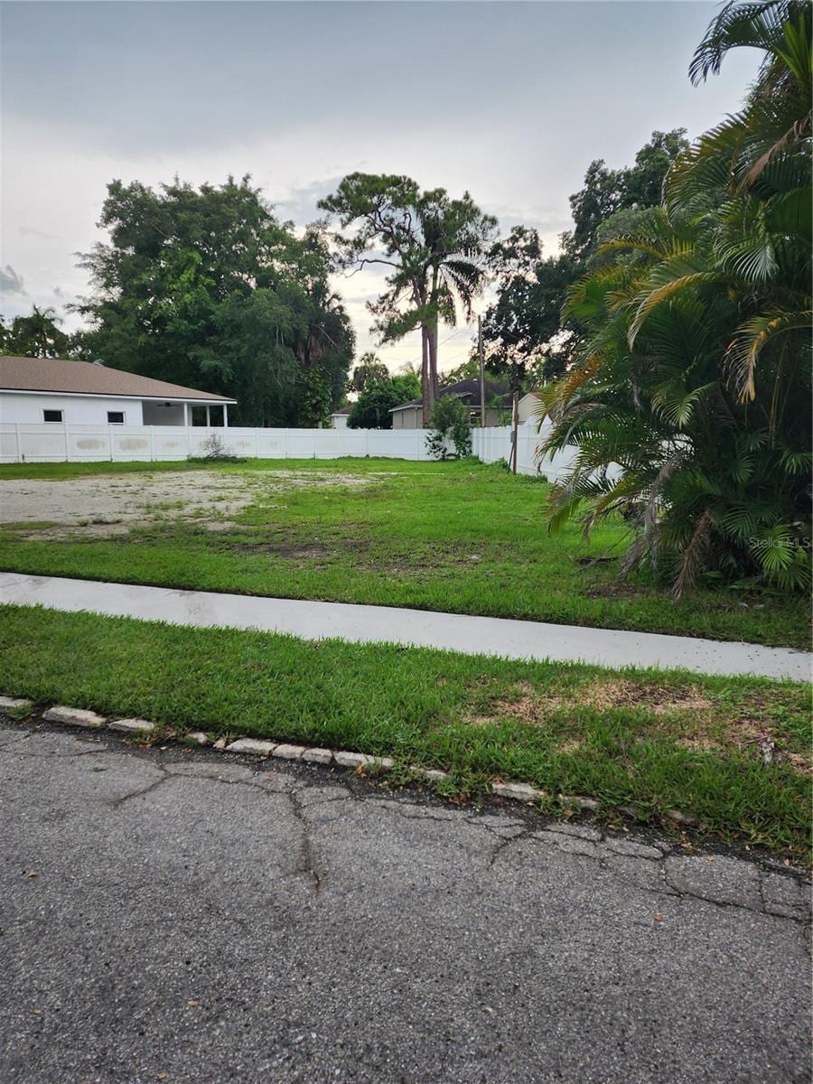 120 Brown St, Bradenton, FL 34208 - photo 1