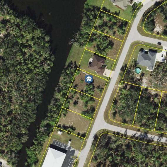 553 Pembroke Dr, Port Charlotte, FL 33954 - photo 2