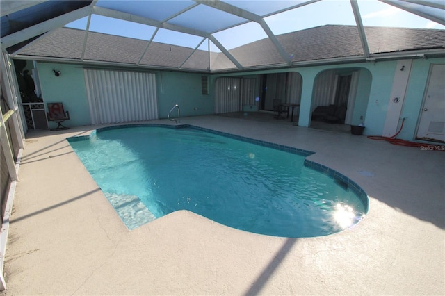 39 Norman St, Port Charlotte, FL 33954 - swimming pool with a patio area and a lanai