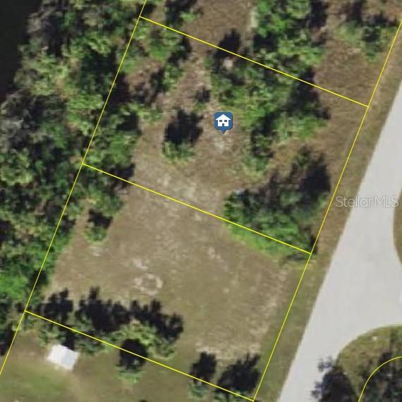 561 Pembroke Dr, Port Charlotte, FL 33954 - photo 1