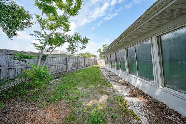 475 Whippoorwill Dr, Venice, FL 34293 - view of fenced backyard