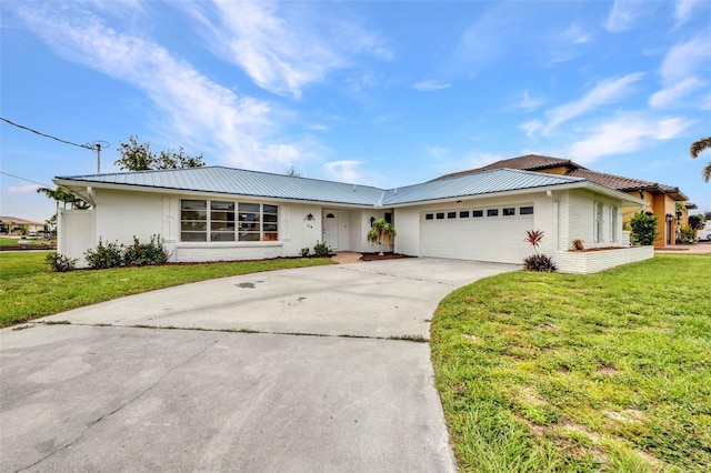 114 Sinclair St SE, Port Charlotte, FL 33952 - photo 1