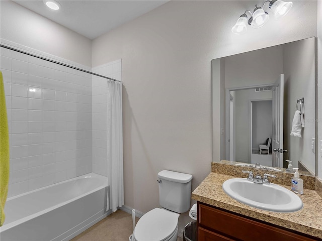 8814 Tuscany Isles Dr, Punta Gorda, FL 33950 - bathroom featuring vanity and shower / bath combo with shower curtain